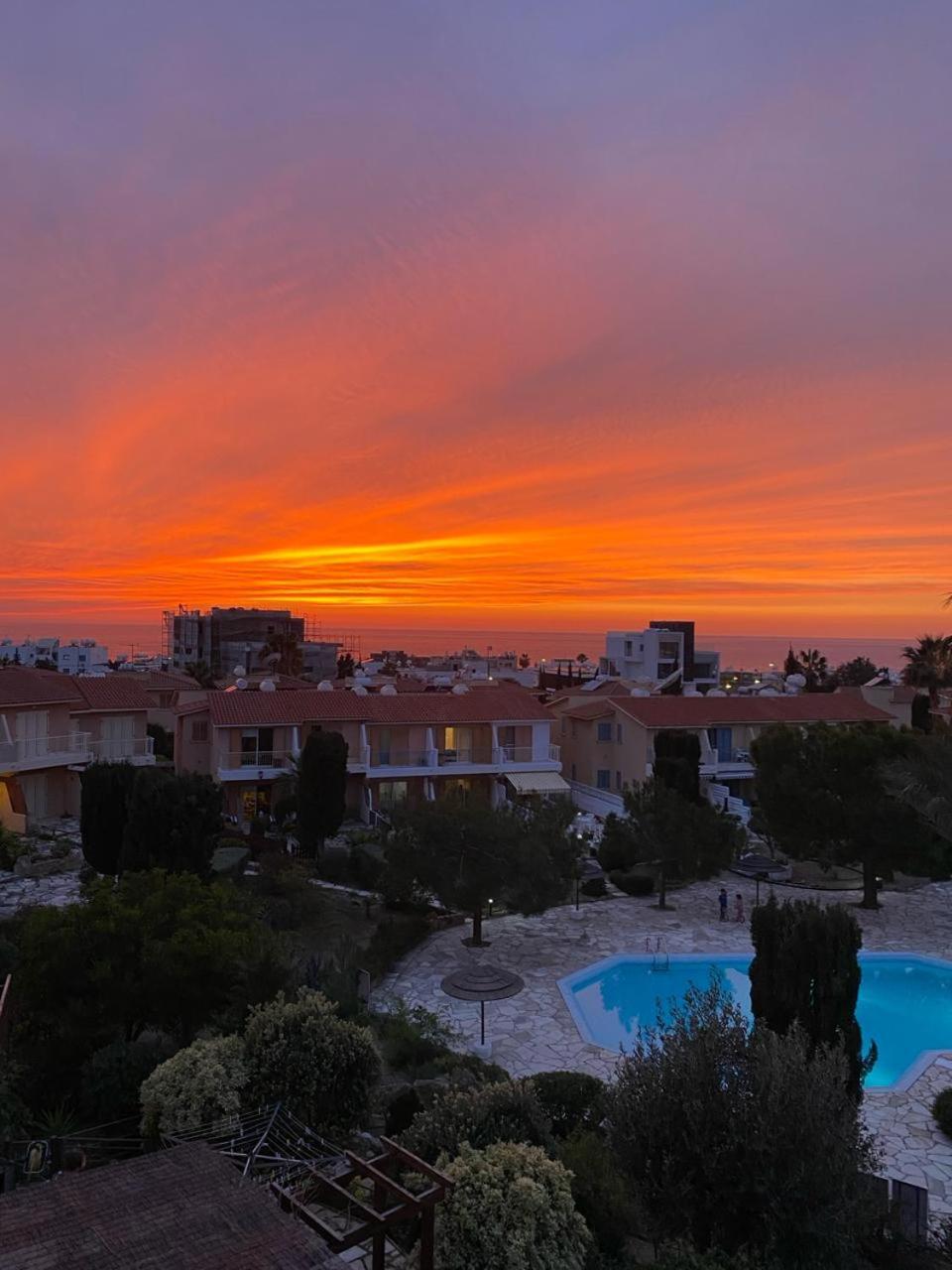 Newly Renovated- Regina Gardens 1, Venus Beach 500 M, Sea&Sunsets View, License Ooo7141 Пафос Екстериор снимка
